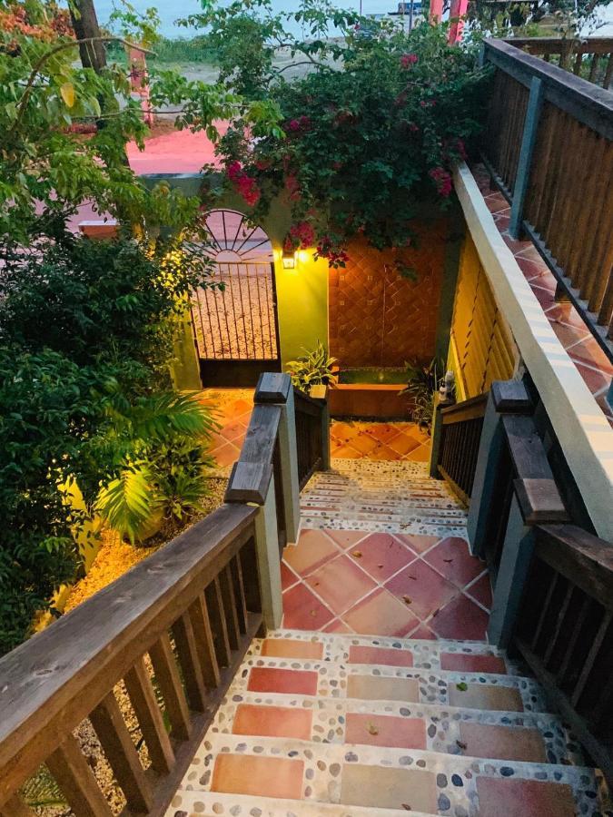 Puertas Bed & Breakfast Векес Екстериор снимка