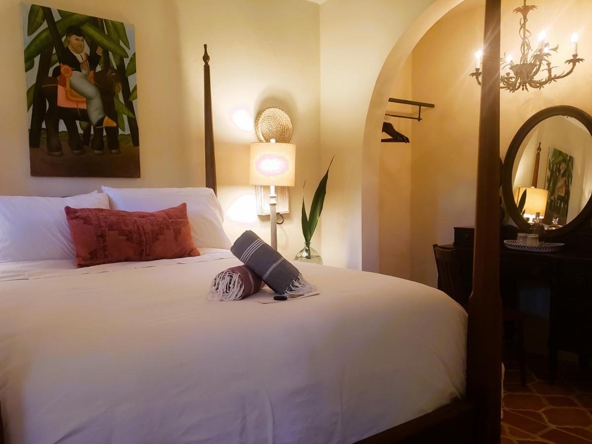 Puertas Bed & Breakfast Векес Екстериор снимка